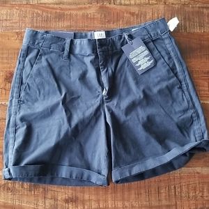 GAP shorts